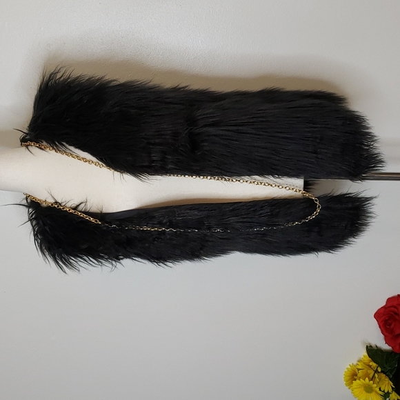 NEW Boutique Faux Fur Vest Black - Picture 13 of 15